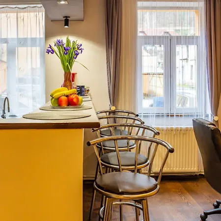 John Private Parking Apartment *