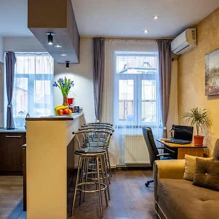 John Private Parking Apartment