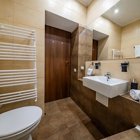 John Private Parking Apartment *