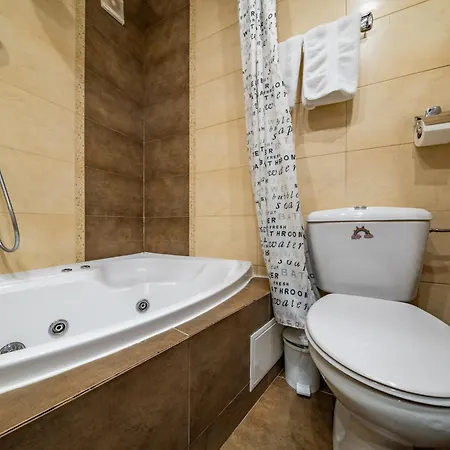 John Private Parking