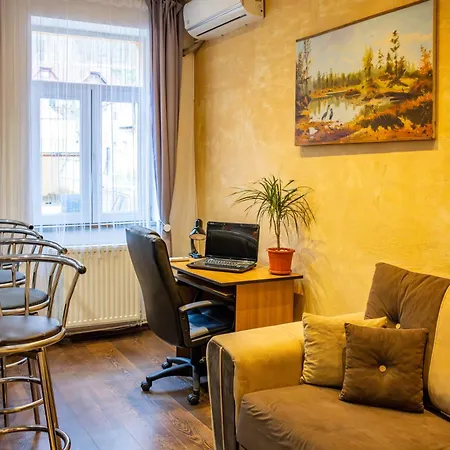 John Private Parking Brașov