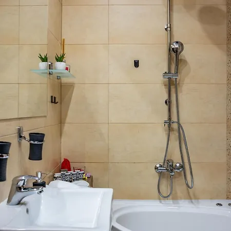 John Private Parking Apartment